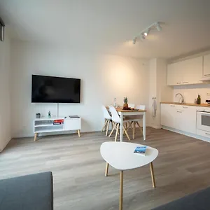 apartment-direkt-am-hafen-mit-uhd-tv-und-netflix.dortmundhotels.net/
