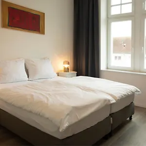 apartment-direkt-am-hafen-mit-terrasse-und-uhd-tv.dortmundhotels.net/